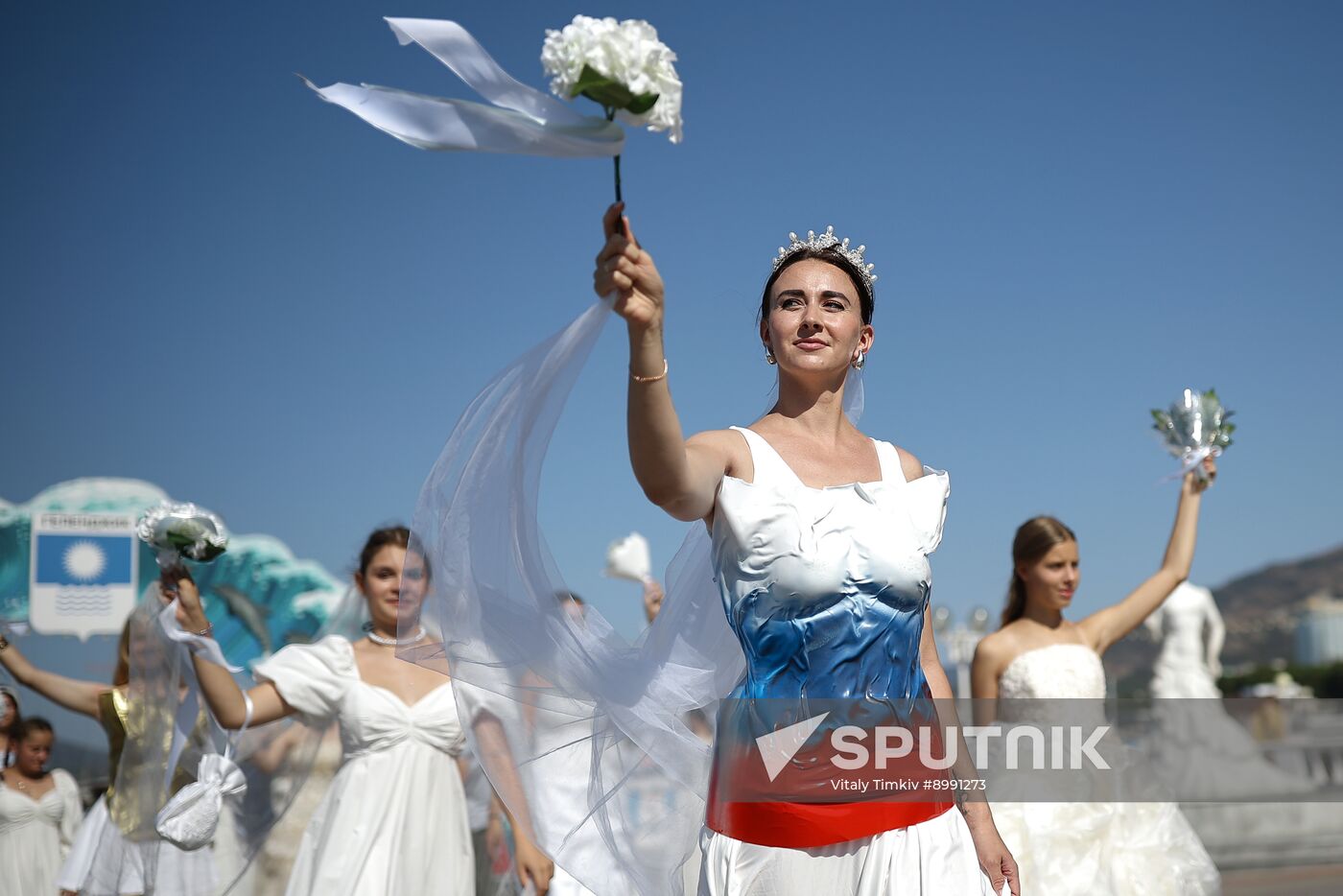 Russia Bride Flashmob