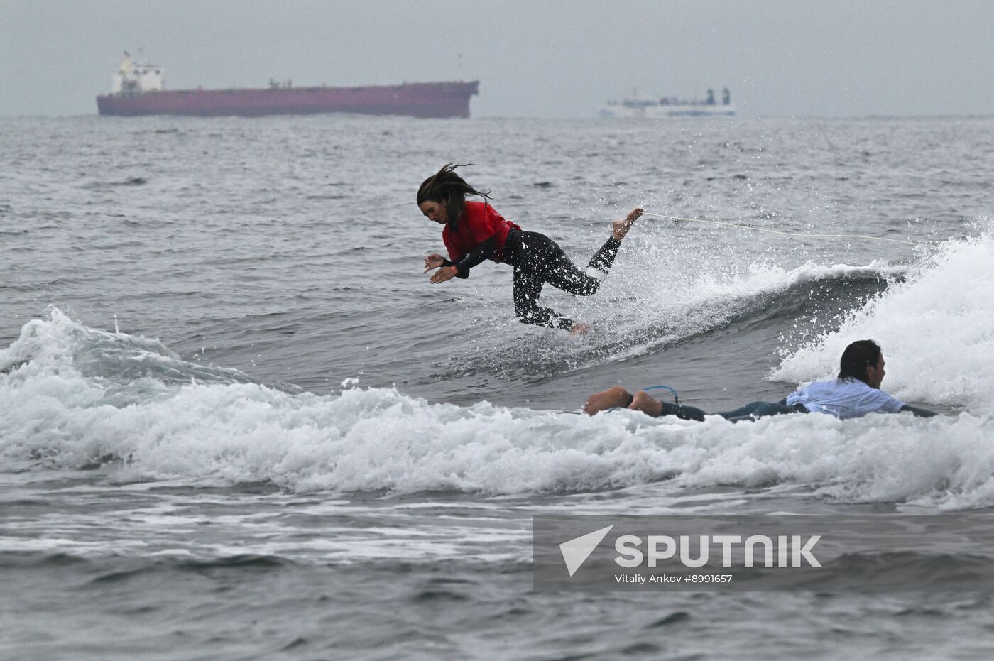 Russia Surfing