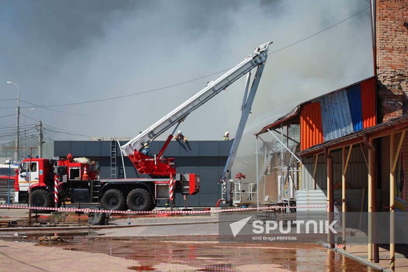 Russia Market Fire