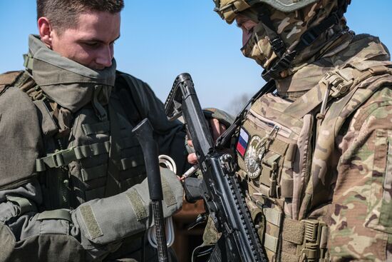 Russia Ukraine Military Operation Sappers Training