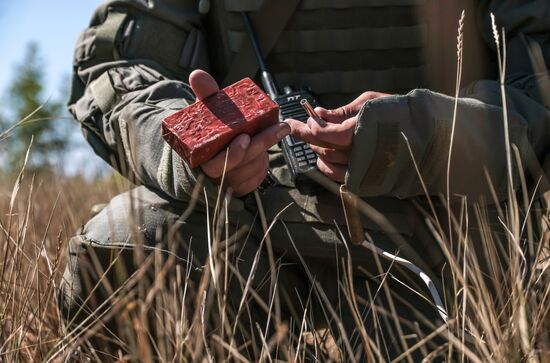 Russia Ukraine Military Operation Sappers Training