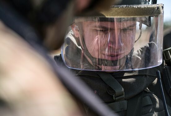 Russia Ukraine Military Operation Sappers Training