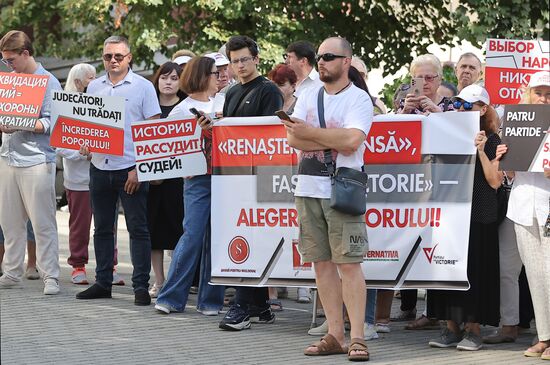 Moldova Pobeda Bloc Restriction