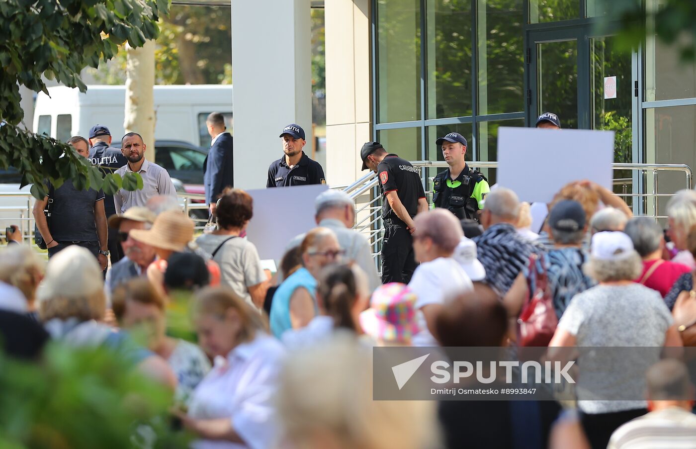 Moldova Pobeda Bloc Restriction