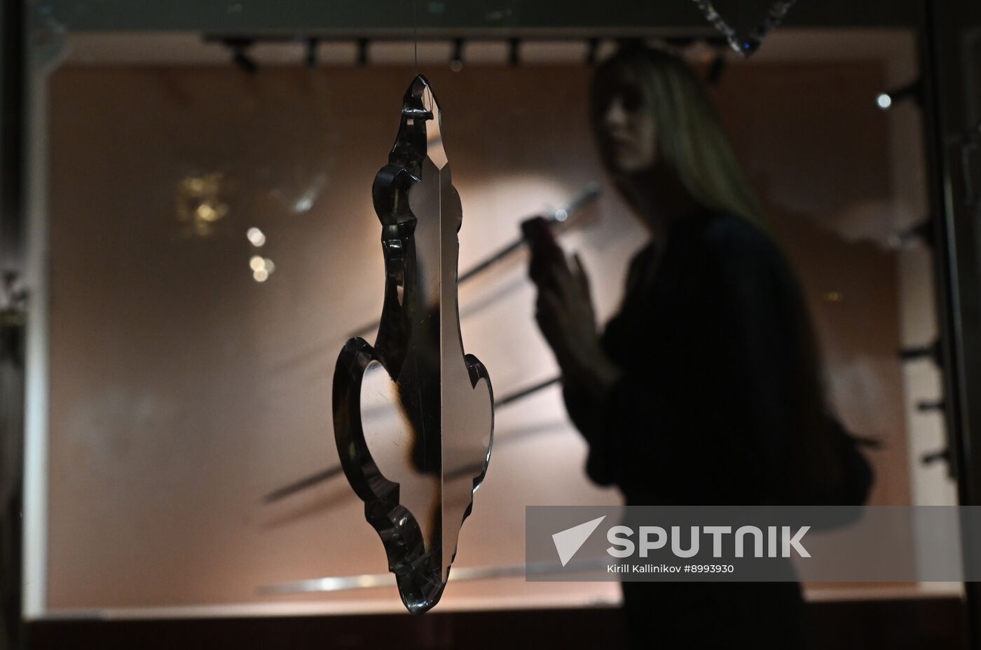 Russia Rhinestone Jewelry Exhibition