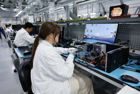 Russia Electronics Industry