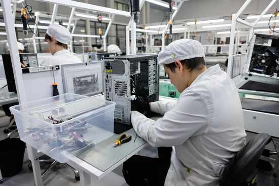 Russia Electronics Industry