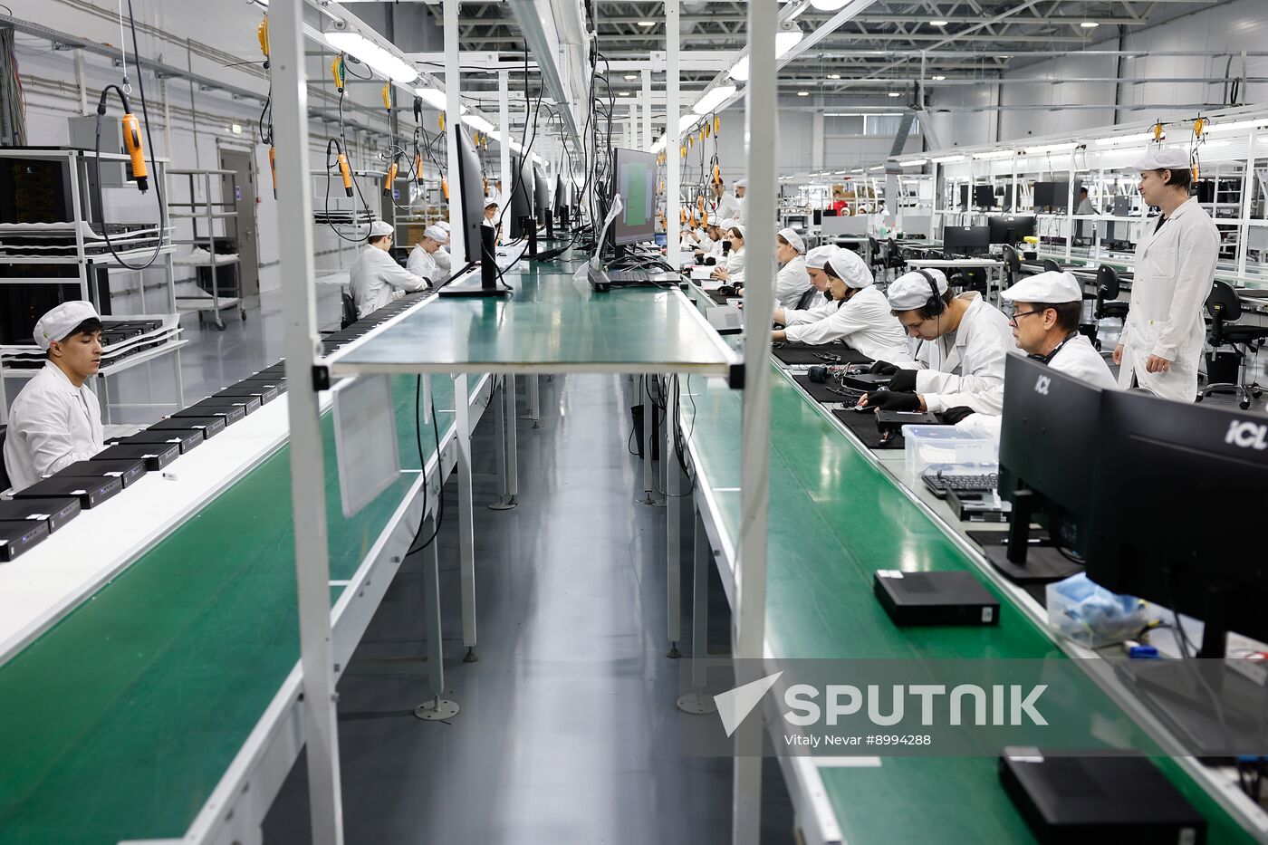 Russia Electronics Industry