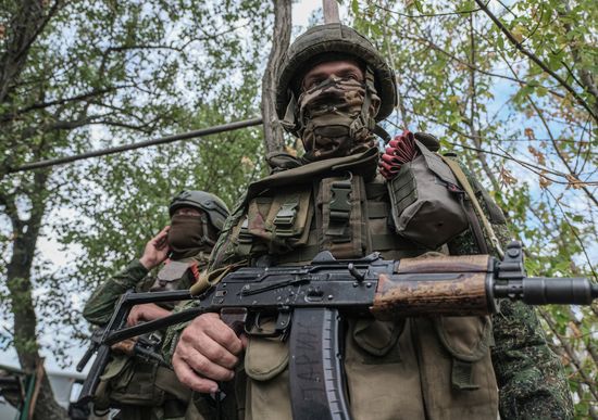 Russia Ukraine Military Operation Assault Units Training