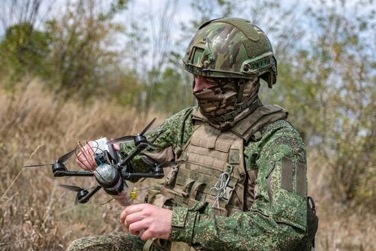 Russia Ukraine Military Operation Assault Units Training