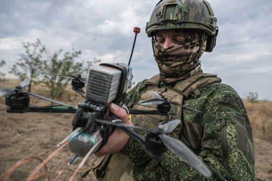 Russia Ukraine Military Operation Assault Units Training