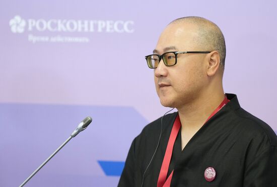 EEF-2025. The Creative Economy: A New Growth Model for the Far East