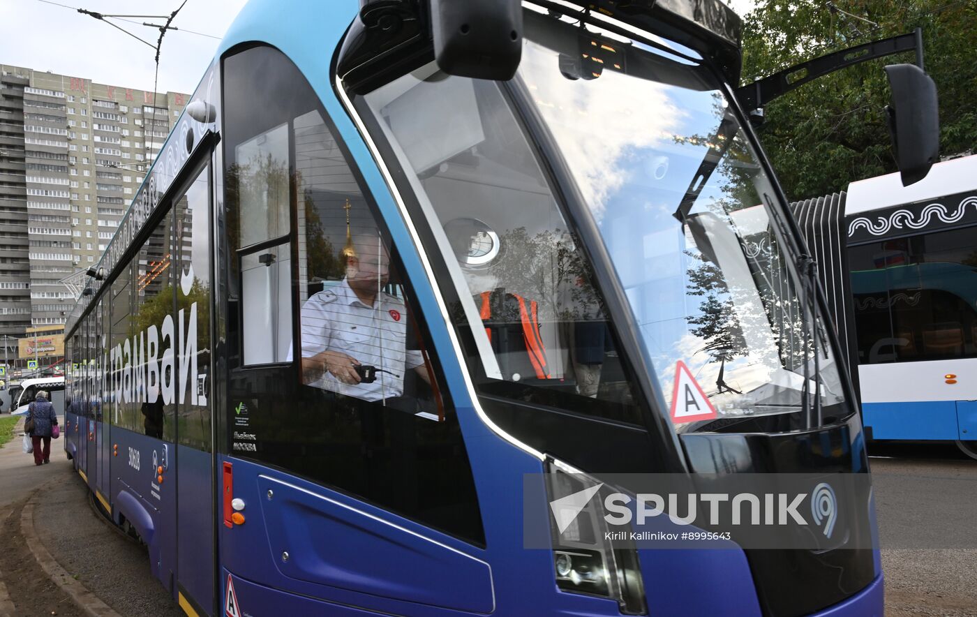 Russia Unmanned Tram