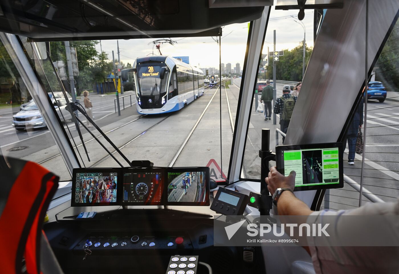 Russia Unmanned Tram