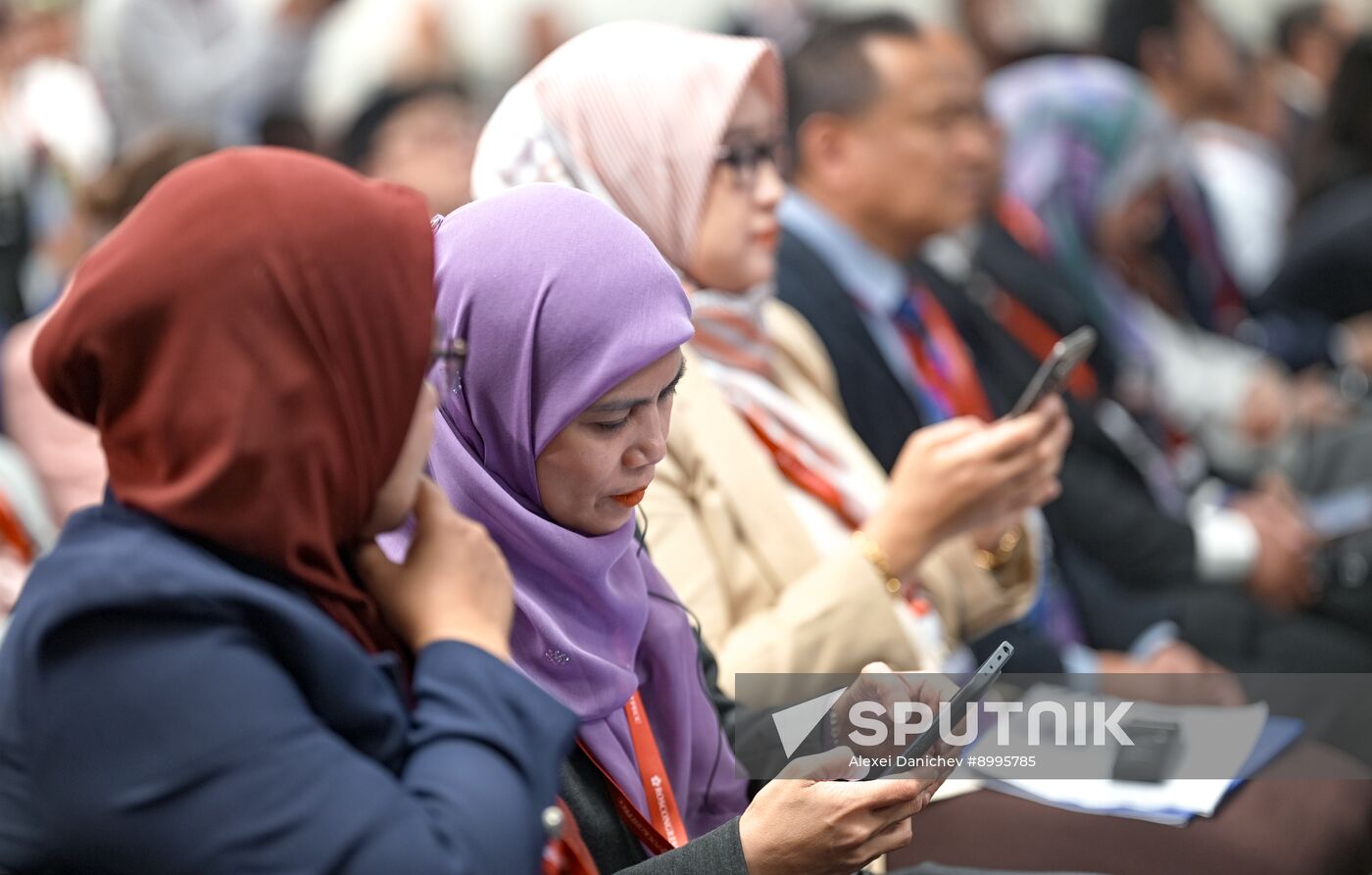 EEF-2025. Education Ecosystems of the Future: How Can APEC Economies Maintain a Competitive Edge?