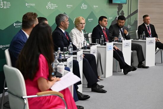 EEF-2025. The Renewal of Far Eastern Cities: Plans and Realization