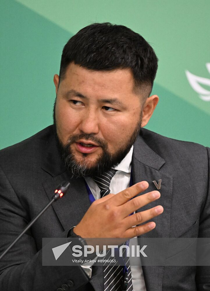 EEF-2025. The Renewal of Far Eastern Cities: Plans and Realization