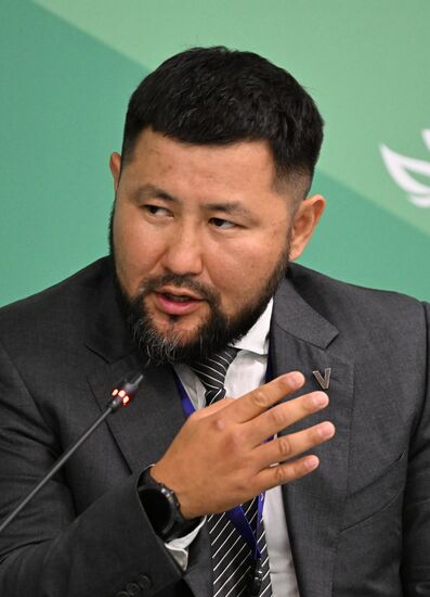 EEF-2025. The Renewal of Far Eastern Cities: Plans and Realization