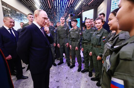 Russia Putin Far Eastern Federal District