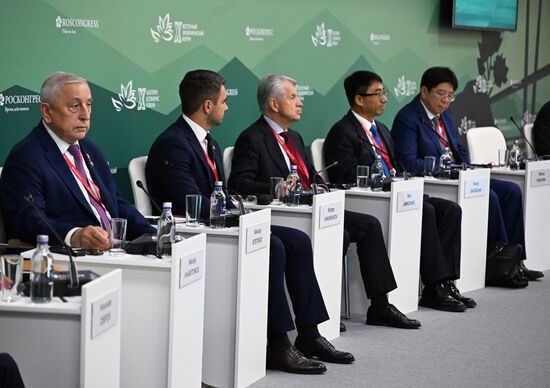 EEF-2025. International Advanced Special Economic Zones and Transport Corridors in the Far East: What Next?
