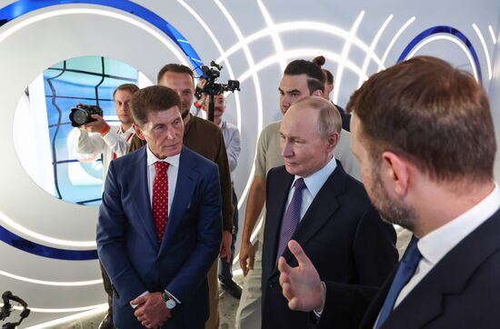 Russia Putin Far Eastern Federal District