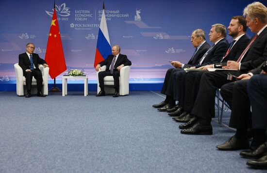 Russia Putin Far Eastern Federal District