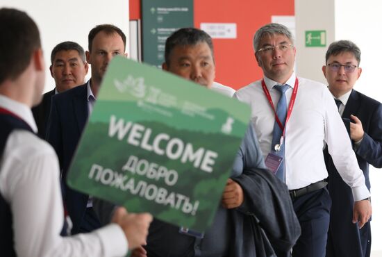 EEF-2025. Plenary Session. Guest Arrival