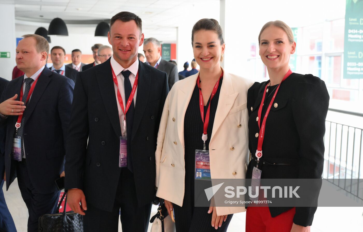 EEF-2025. Plenary Session. Guest Arrival