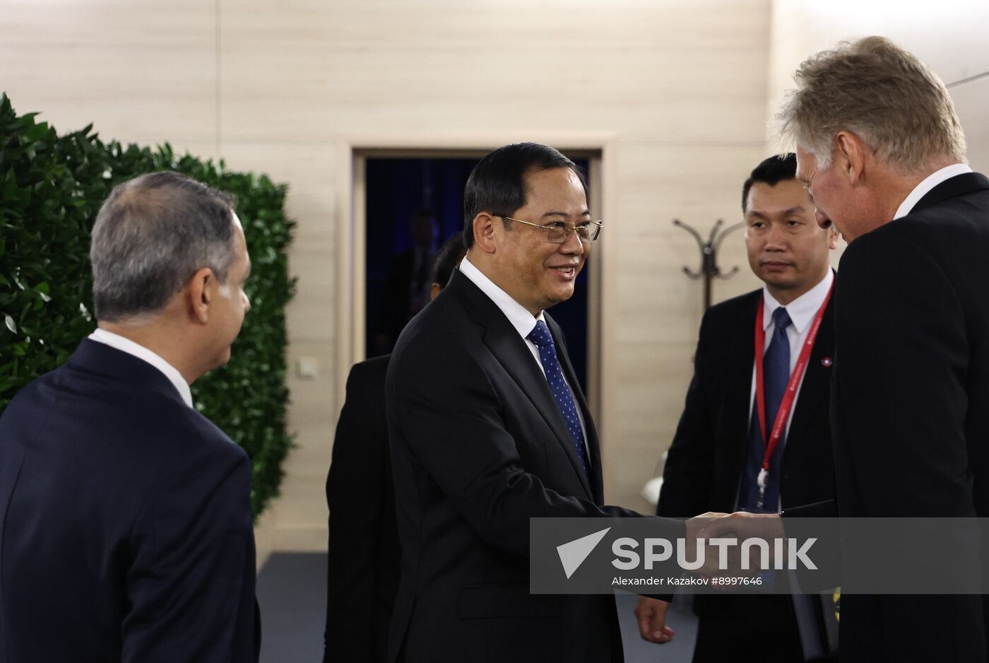 EEF-2025. Plenary Session