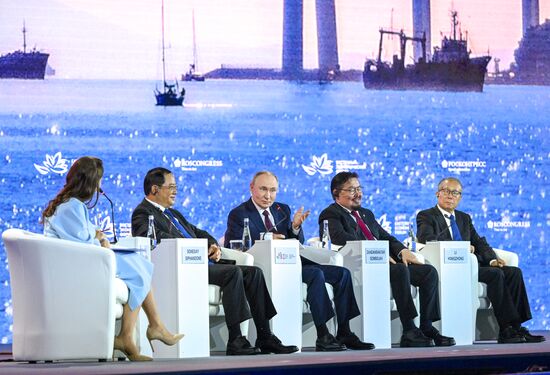 EEF-2025. Plenary Session