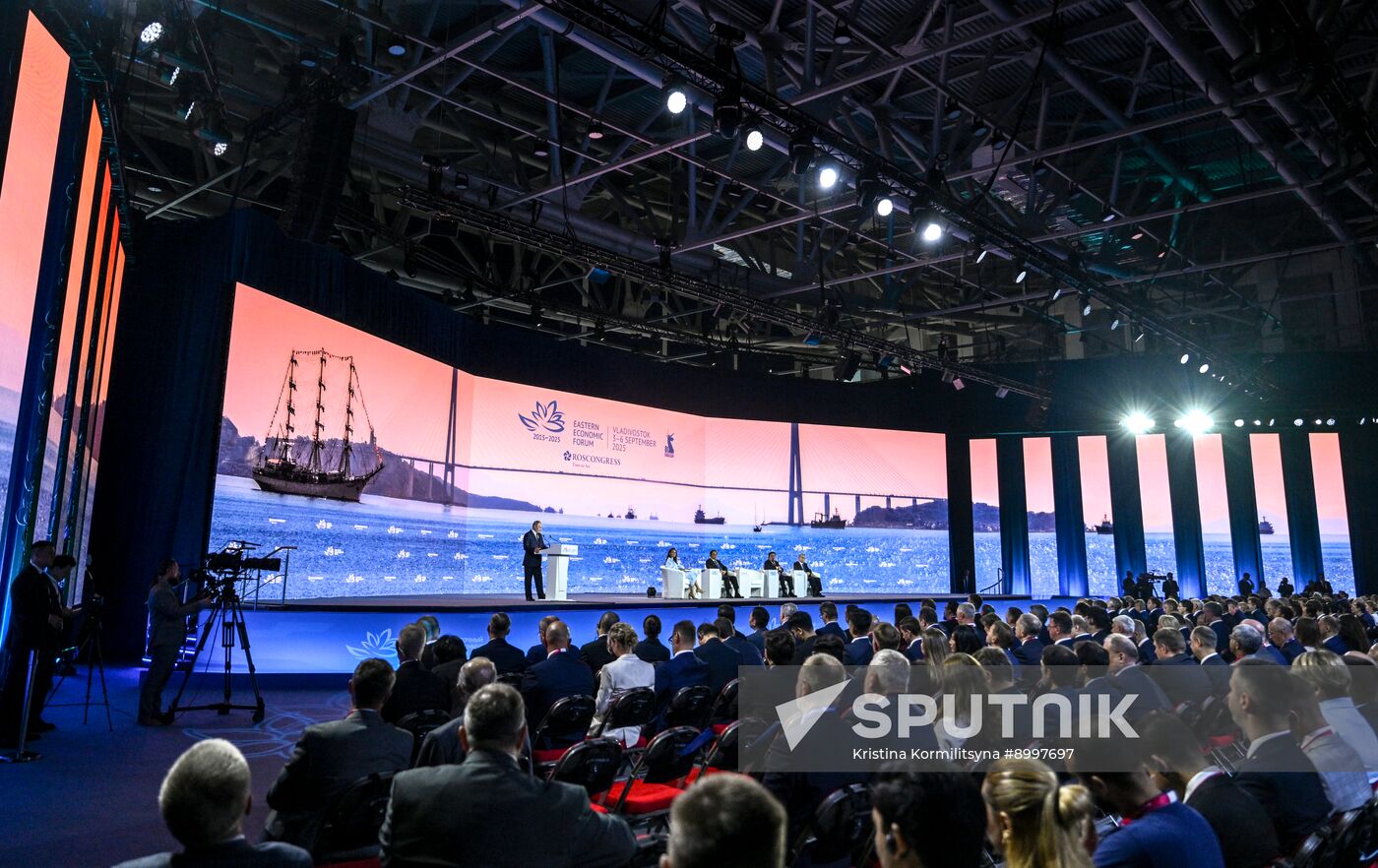 EEF-2025. Plenary Session