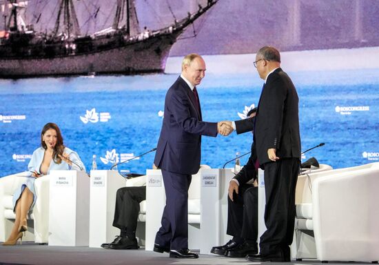 EEF-2025. Plenary Session