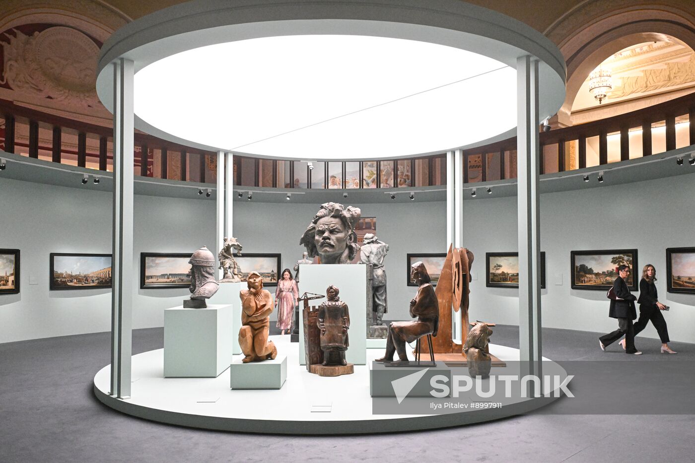 Russia Art Moscow Exhibition