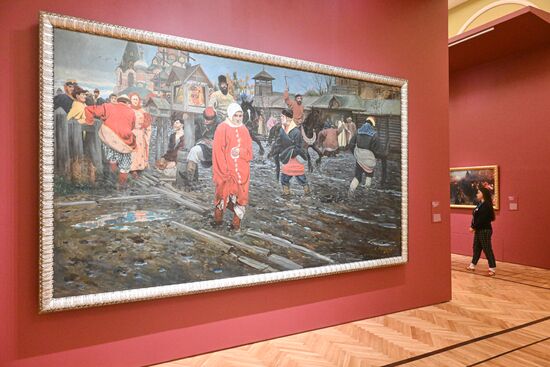 Russia Art Moscow Exhibition