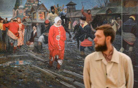 Russia Art Moscow Exhibition