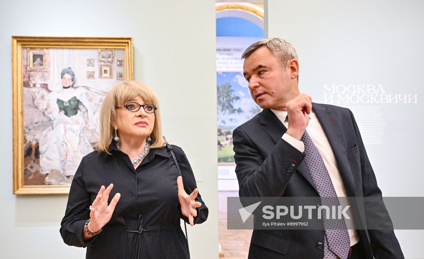Russia Art Moscow Exhibition