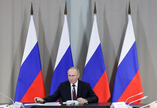 Russia Putin Volga Federal District