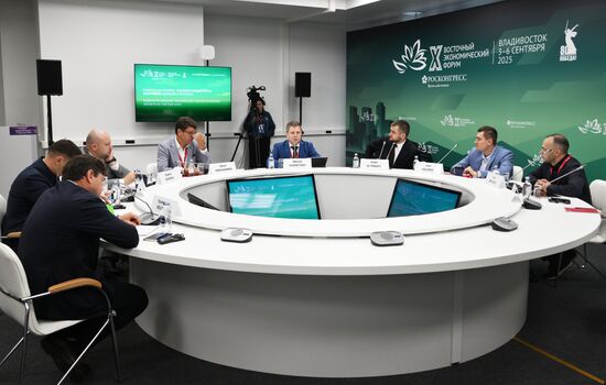 EEF-2025. Robots in Service: Technology-Driven Economic Growth in the Far East