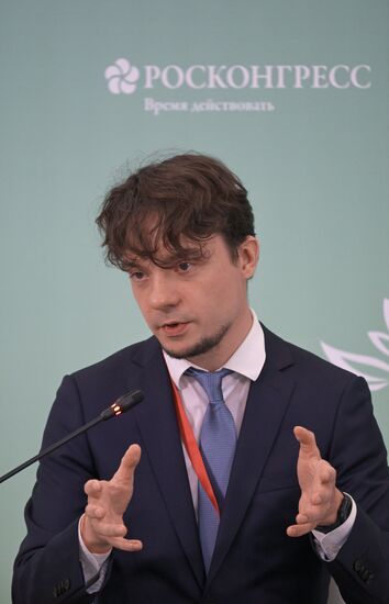 EEF-2025. The Regions of the Future: Accepting the Challenge Presented by Science and Technology