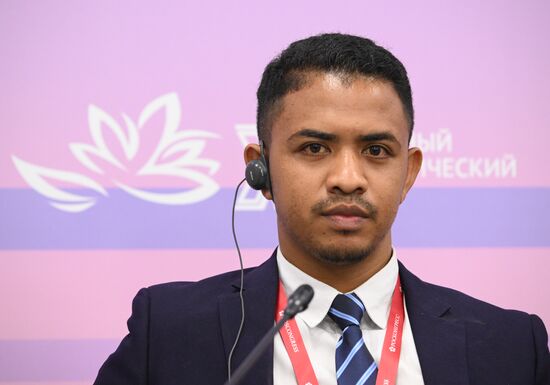 EEF-2025. Russia–ASEAN Dialogue Partnership: Opportunities for the Professional Development of Young High-End Talent