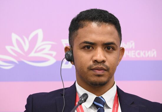 EEF-2025. Russia–ASEAN Dialogue Partnership: Opportunities for the Professional Development of Young High-End Talent