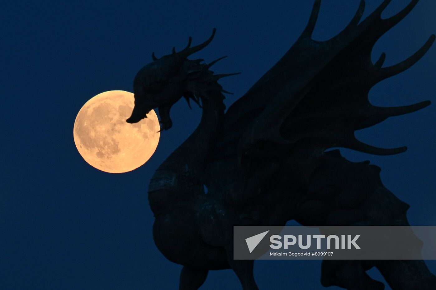 Russia Lunar Eclipse