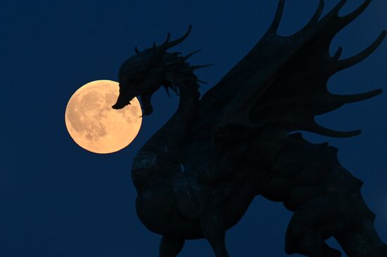 Russia Lunar Eclipse