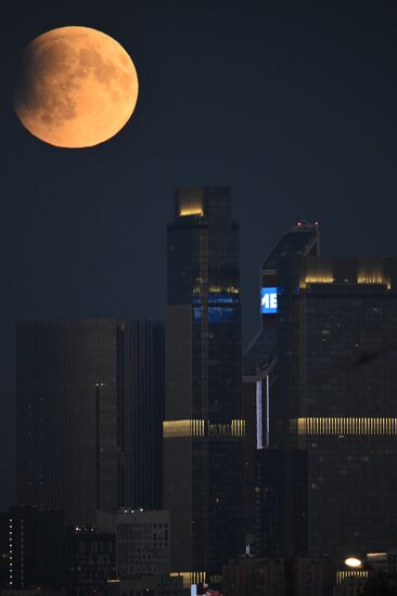 Russia Lunar Eclipse