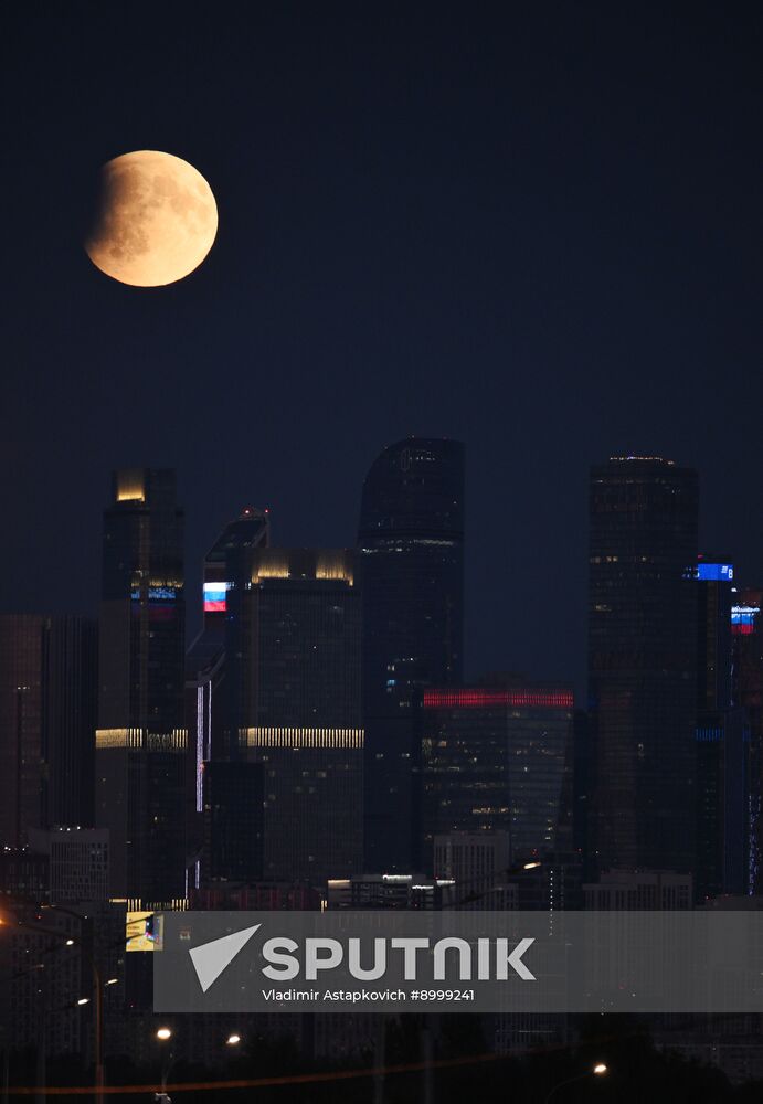 Russia Lunar Eclipse