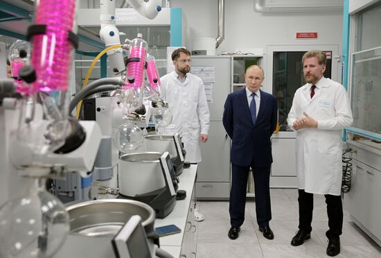 Russia Putin Southern Federal District