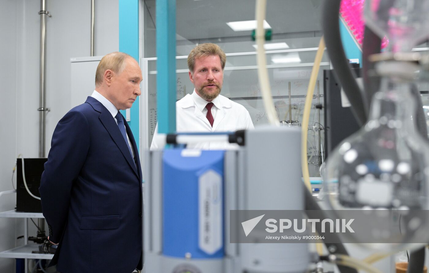 Russia Putin Southern Federal District