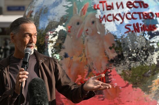 Russia Safronov Art Object