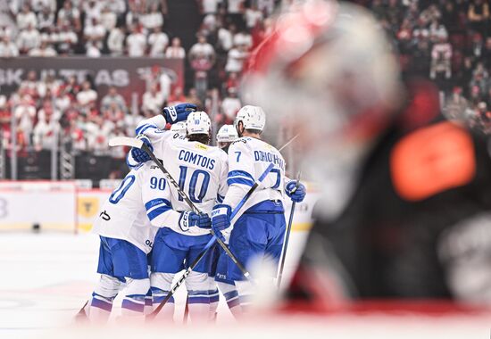 Russia Ice Hockey Kontinental League Avangard - Dynamo