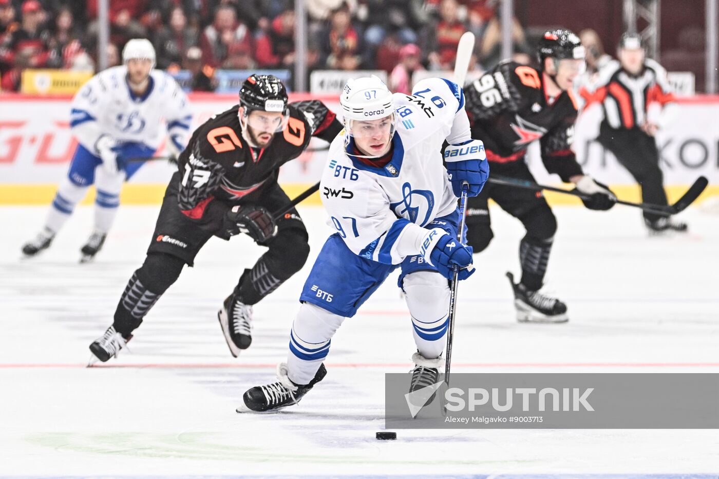 Russia Ice Hockey Kontinental League Avangard - Dynamo